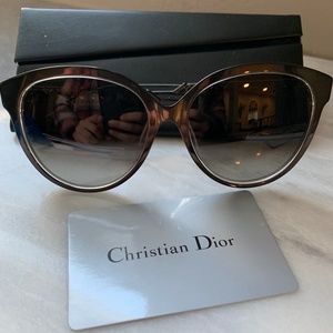 Dior Diorama2 Sunglassess